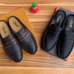 Rough Leather Clarks Half-Shoe