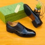 Black Leather Gucci Shoe